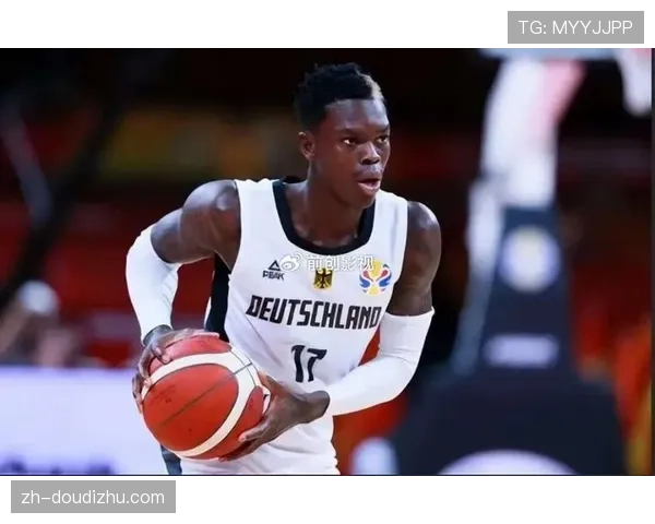 骑士施罗德突破分球能力出色，为米切尔创造更多进攻空间